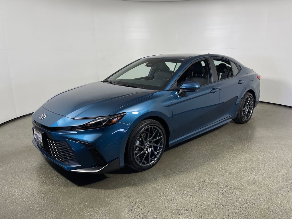 Certified 2025 Toyota Camry SE AWD/4WD image 7