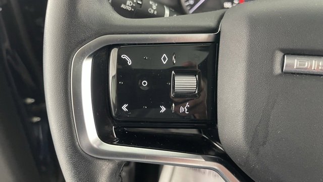 Used 2023 Land Rover Discovery Sport SE image 38