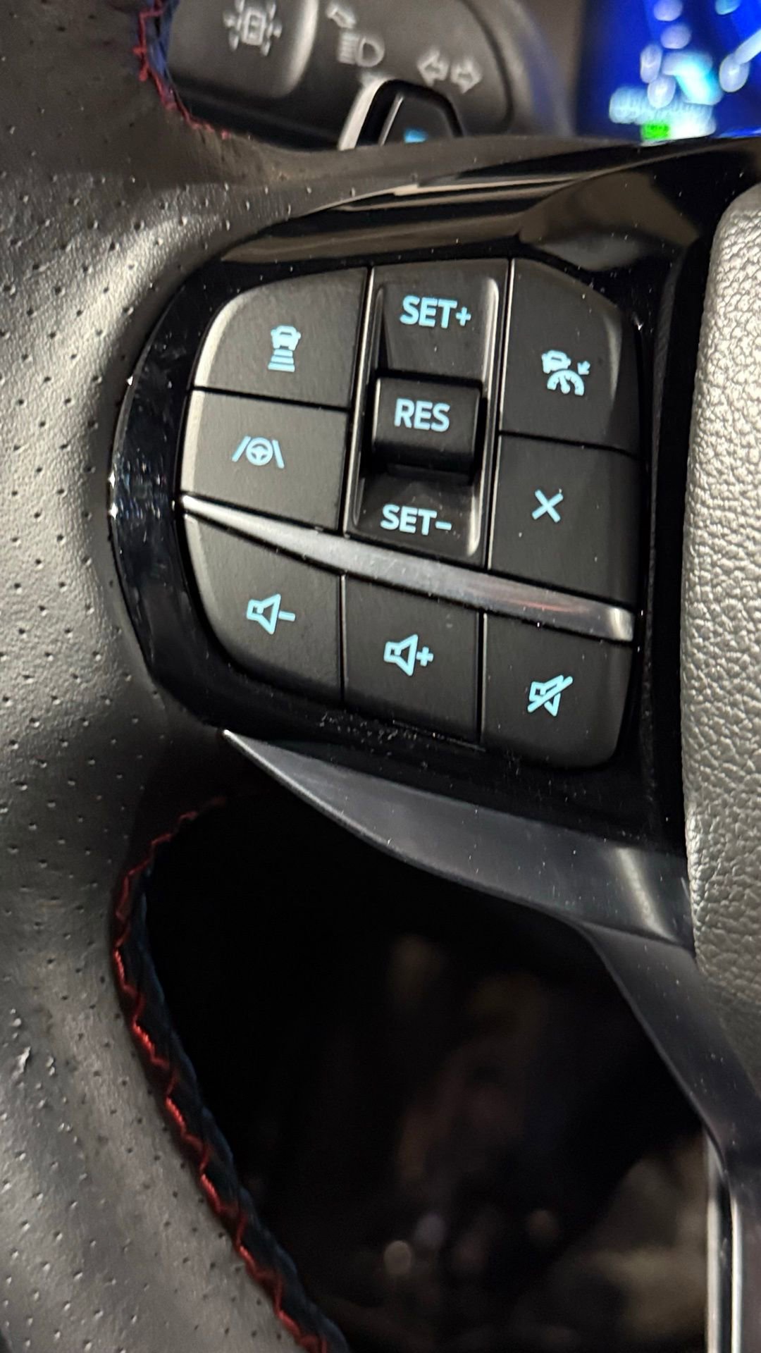 Used 2023 Ford Explorer ST w/ Equipment Group 401A image 90