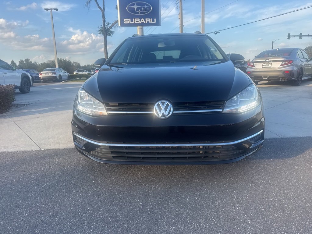 Used 2018 Volkswagen Golf S image 9