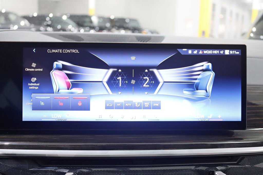 Used 2024 BMW X7 xDrive40i image 23