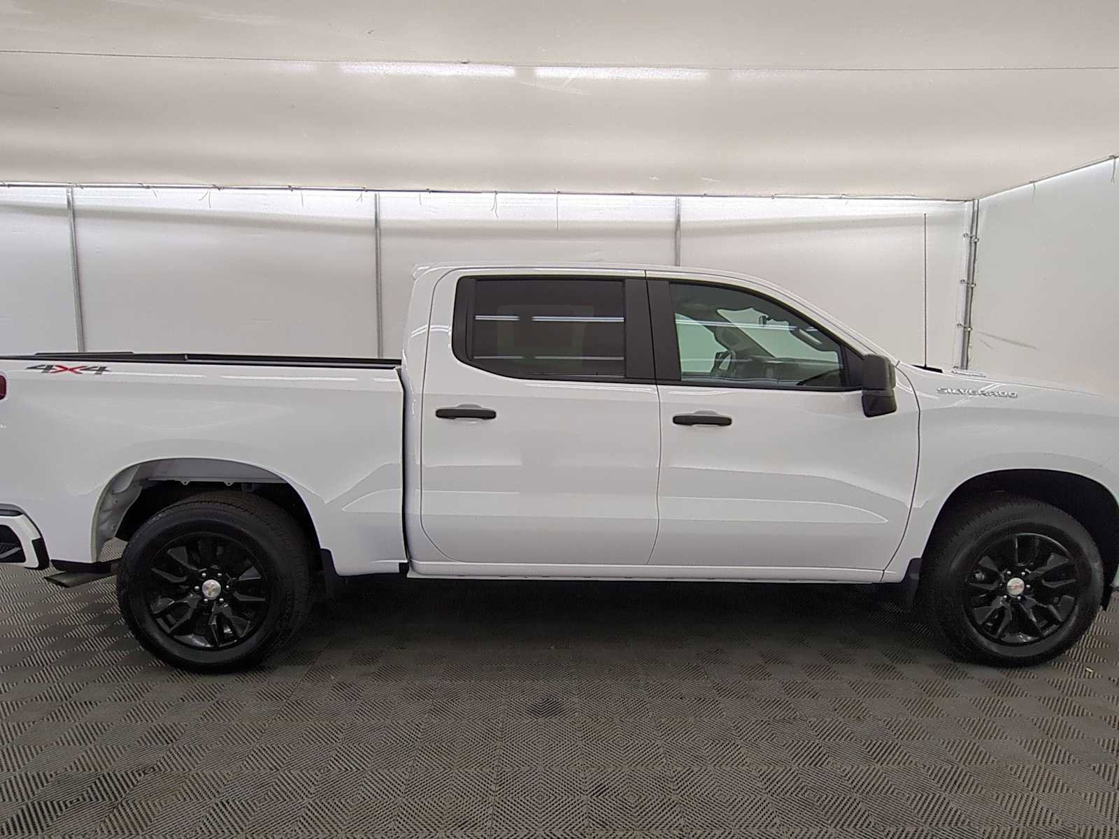 New 2025 Chevrolet Silverado 1500 Custom image 7