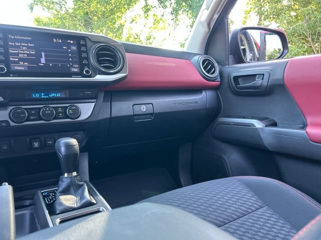 Certified 2022 Toyota Tacoma SR5 w/ Technology Package AWD/4WD image 45