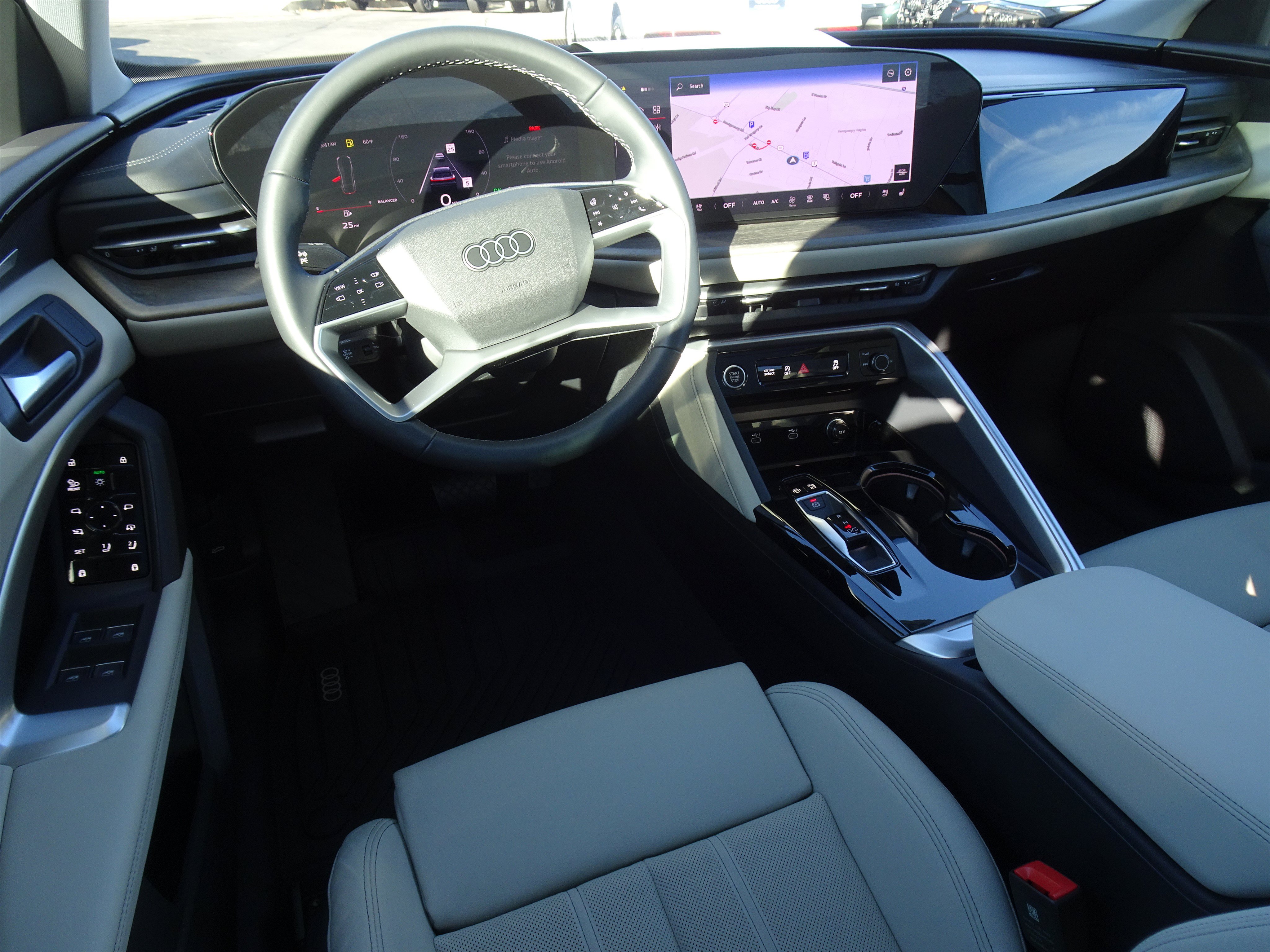 Certified 2025 Audi Q5 Premium Plus w/ Premium Plus AWD/4WD image 11