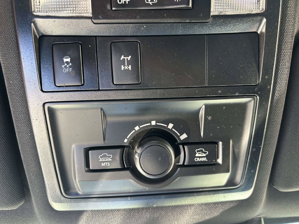 Used 2019 Toyota Tacoma TRD Off-Road AWD/4WD image 28