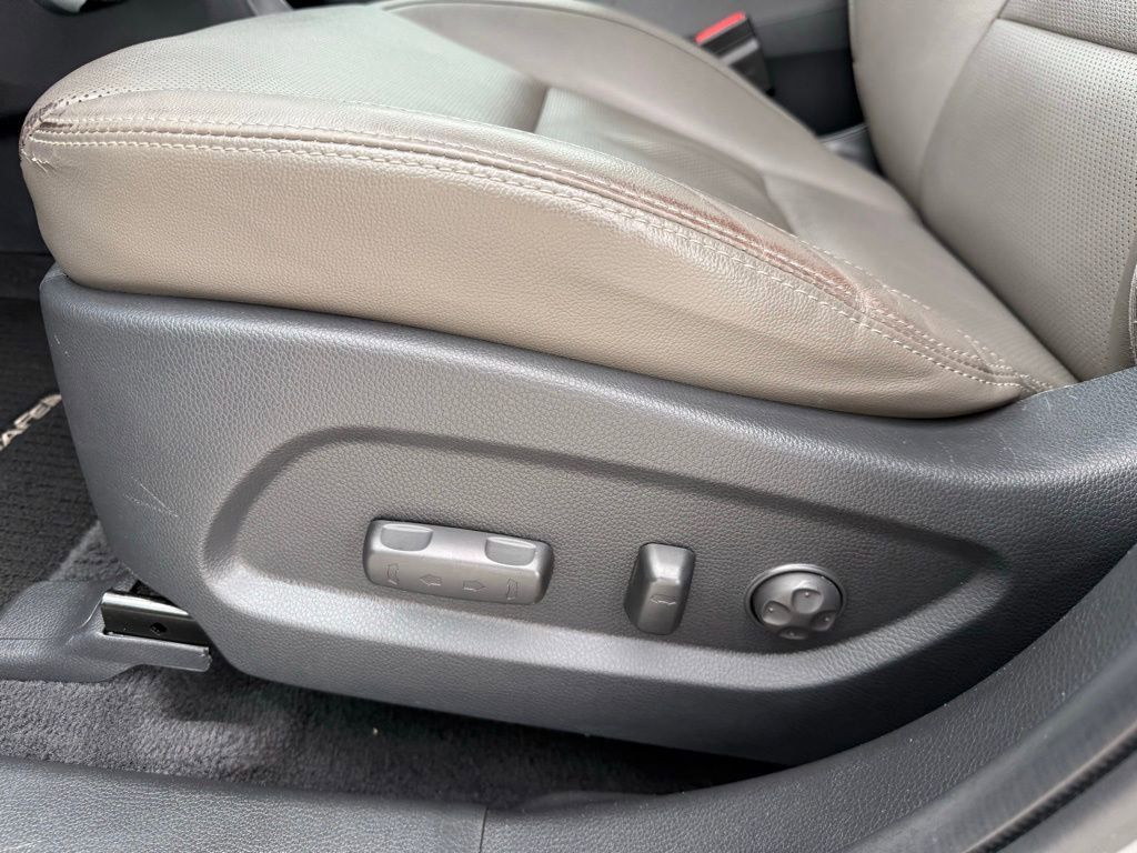 Used 2019 Hyundai Santa Fe XL image 15