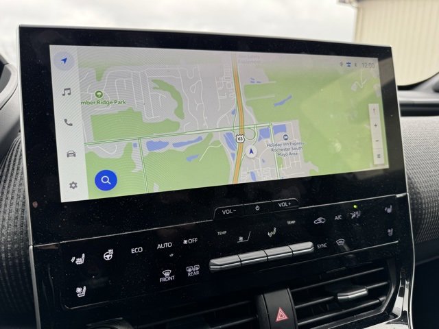 Used 2024 Toyota bZ4X Limited image 3