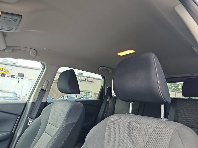 Used 2024 Nissan Rogue SV FWD image 10