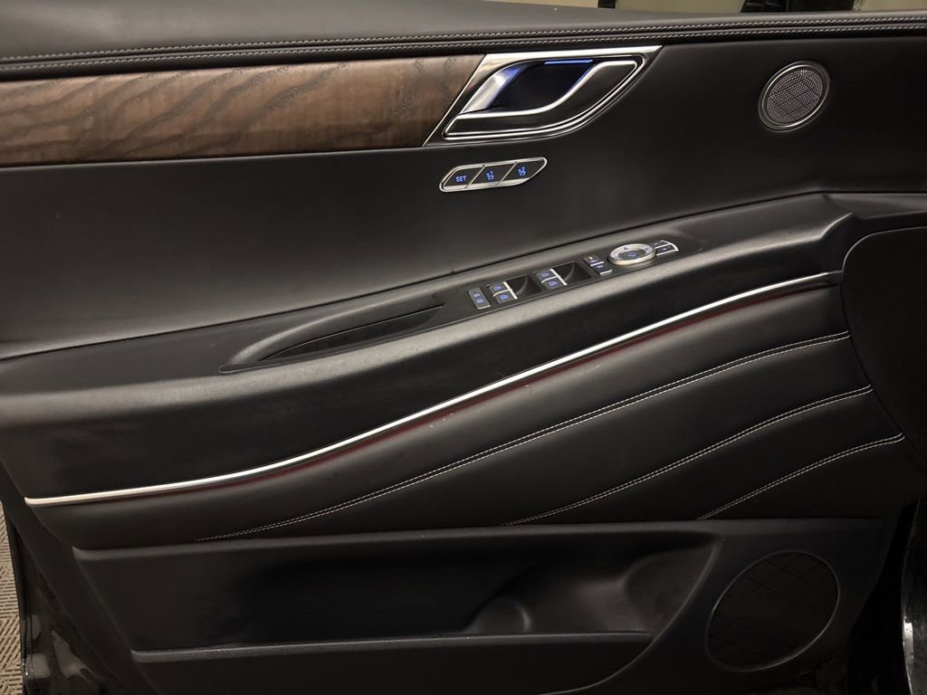 Used 2025 Genesis GV80 2.5T Select image 10