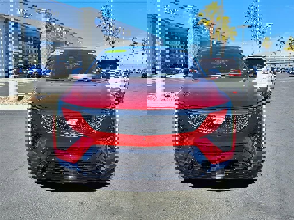 Used 2025 Cadillac Optiq Sport 1 image 10