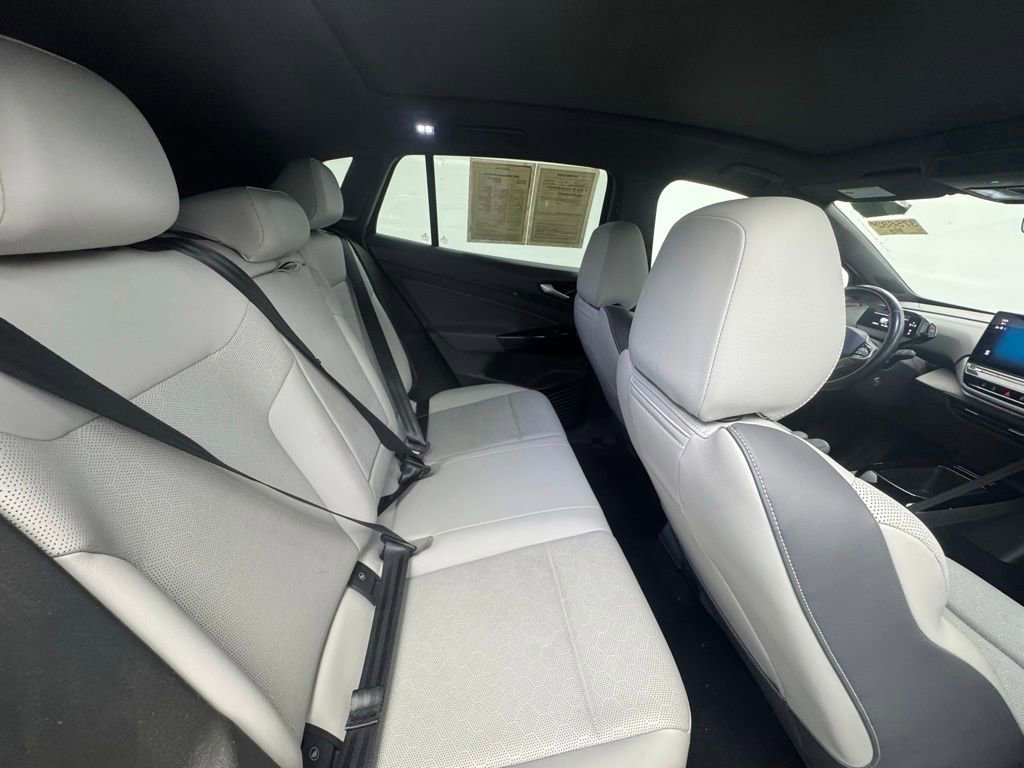 Used 2021 Volkswagen ID.4 Pro S w/ Gradient Package image 12