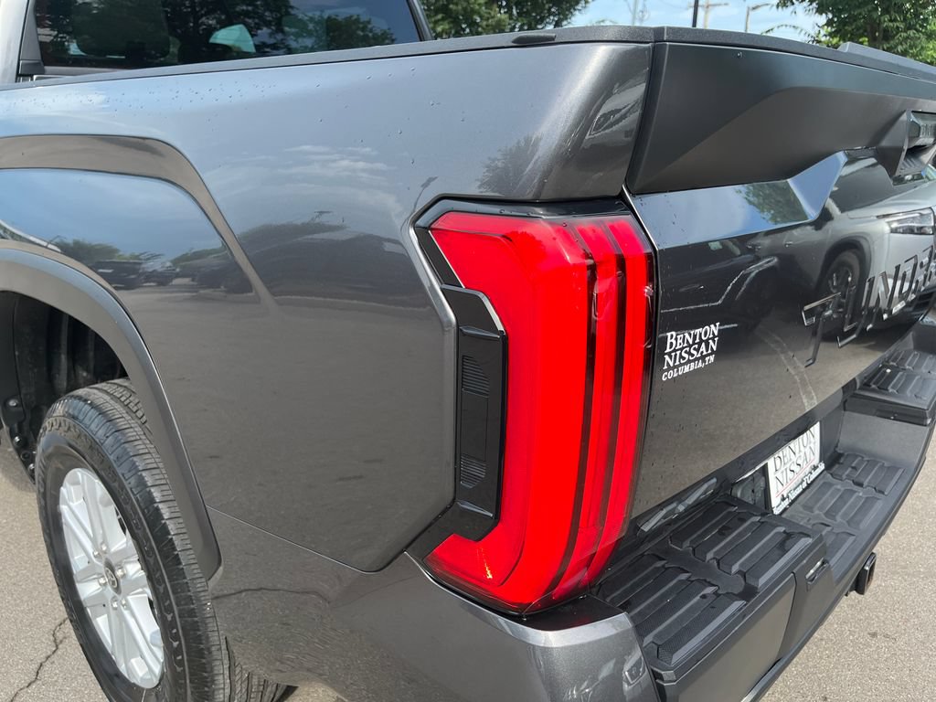 Used 2025 Toyota Tundra SR5 AWD/4WD image 39