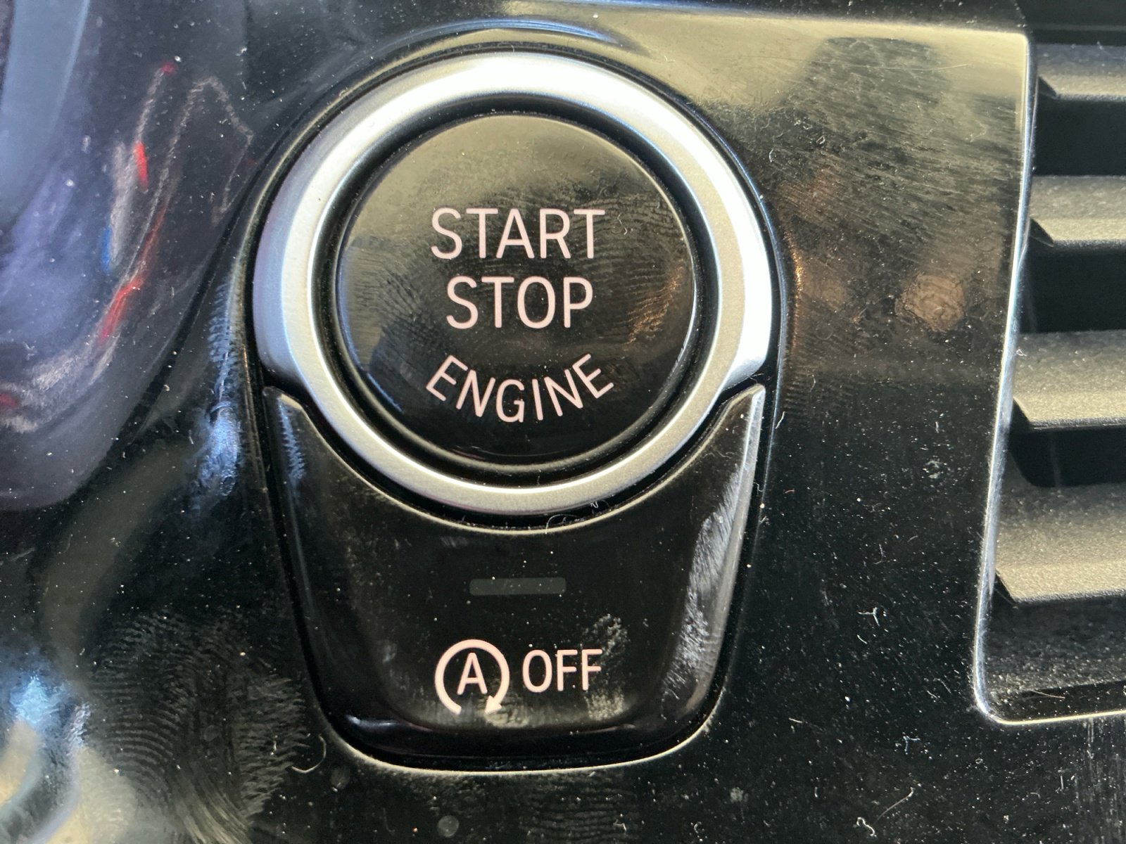 Used 2021 BMW 530i w/ Convenience Package image 30