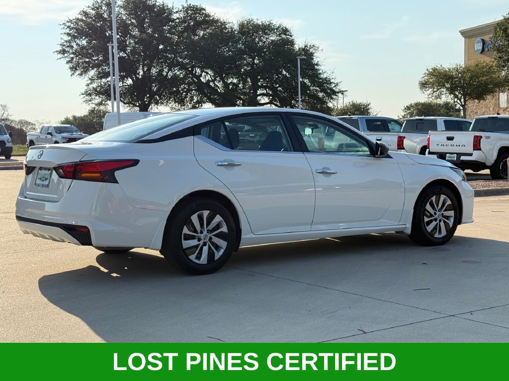 Used 2024 Nissan Altima 2.5 S FWD image 4