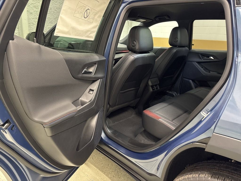 New 2026 Chevrolet Equinox RS w/ Safety and Technology Package AWD/4WD image 30