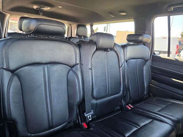 Certified 2024 Jeep Wagoneer L Series II RWD image 21