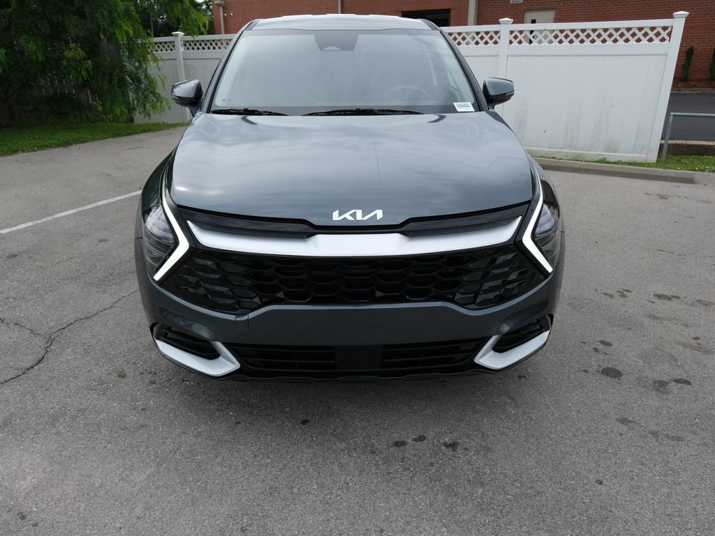 Used 2024 Kia Sportage EX FWD image 12