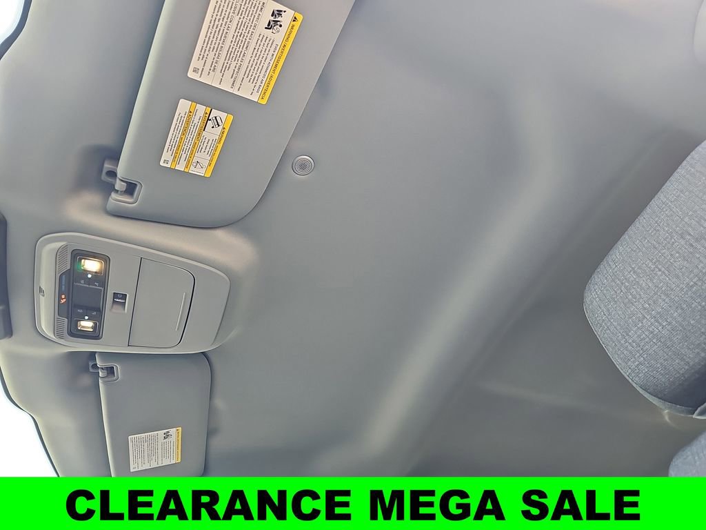 New 2025 Ford F150 XLT w/ Equipment Group 303A High image 31