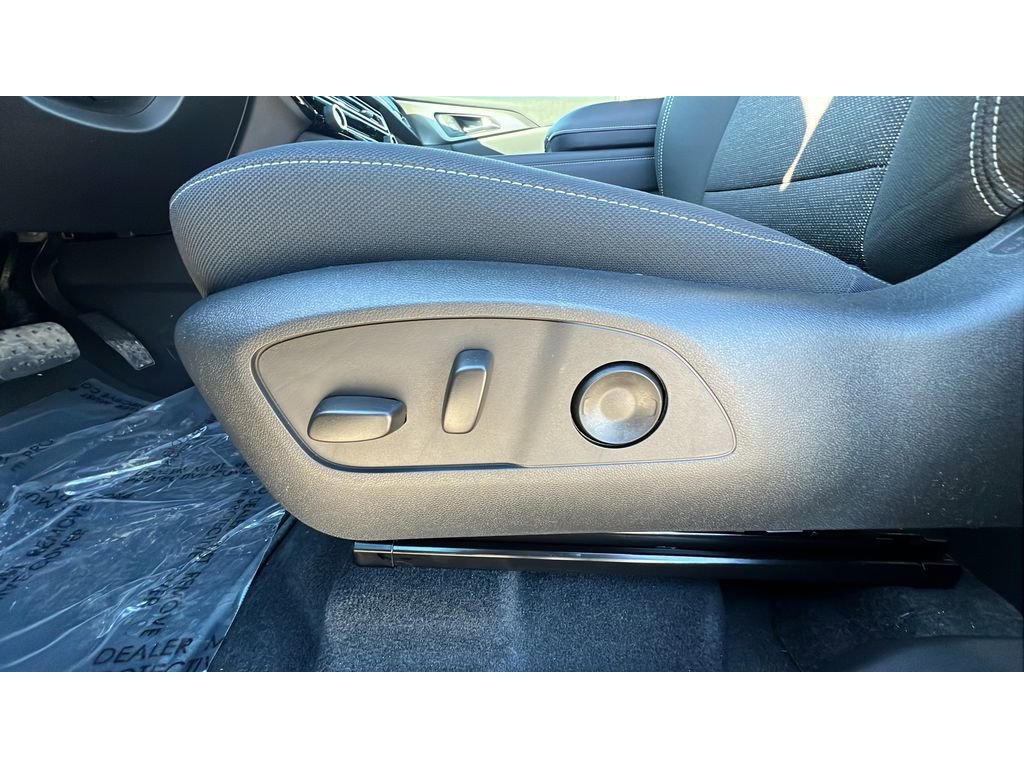 New 2026 Chevrolet Traverse LT image 25