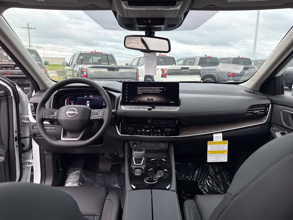 New 2026 Nissan Rogue Platinum w/ Platinum Premium Package AWD/4WD image 13