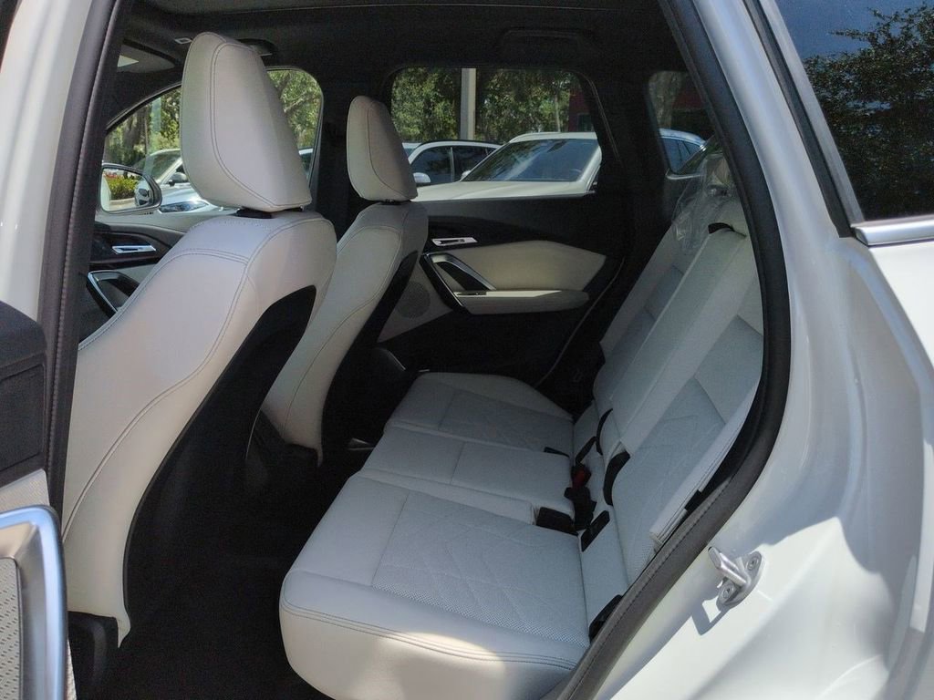 New 2026 BMW X1 xDrive28i w/ Technology Package AWD/4WD image 14