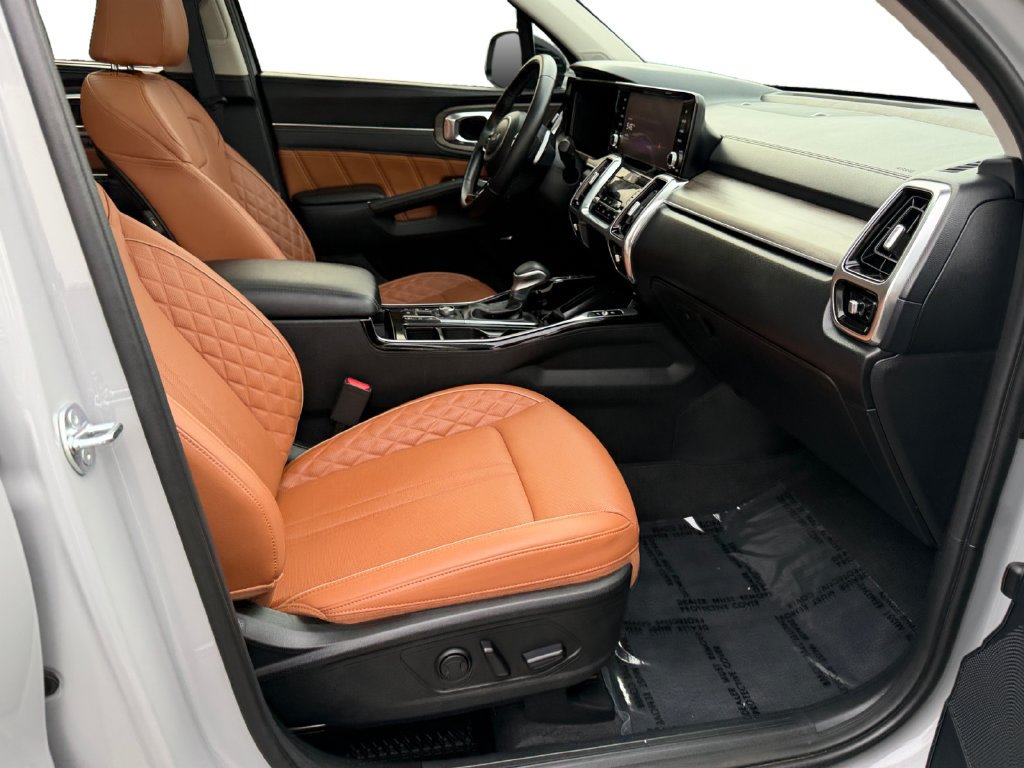 Certified 2023 Kia Sorento SX Prestige AWD/4WD image 8
