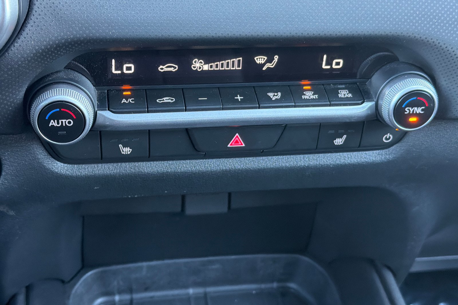 Used 2025 MAZDA CX-50 AWD 2.5 S w/ Preferred Package image 21