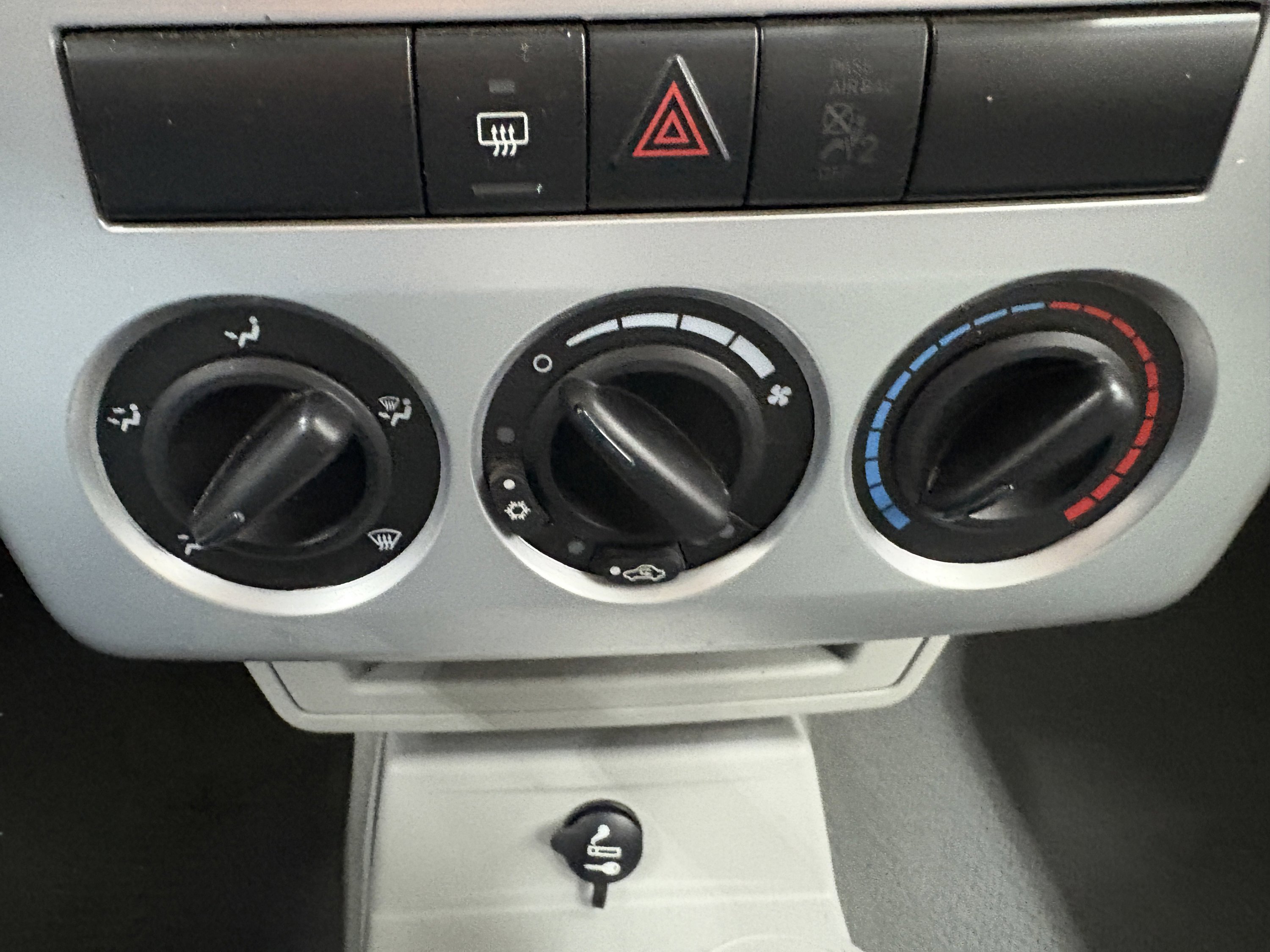 Used 2007 Chrysler PT Cruiser image 17