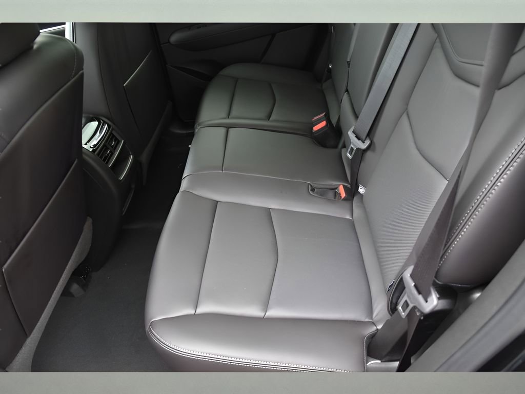 New 2025 Cadillac XT5 Premium Luxury w/ LPO, Floor Liner Package image 14