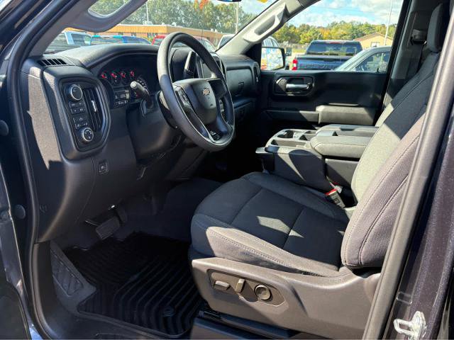Used 2023 Chevrolet Silverado 1500 Custom AWD/4WD image 14