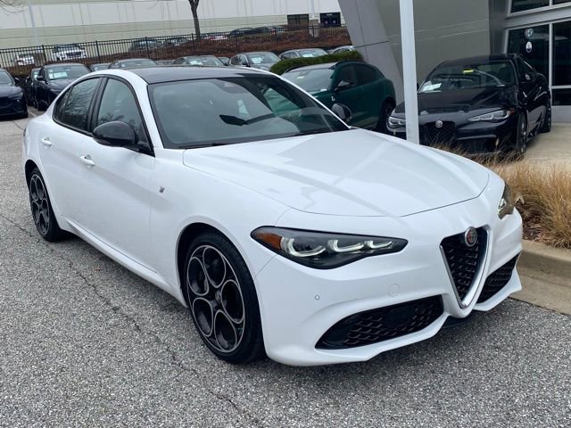Used 2024 Alfa Romeo Giulia Ti image 1