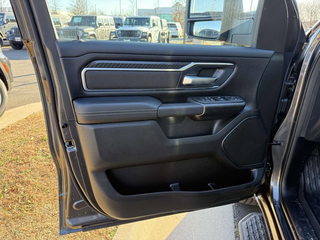 New 2026 RAM 1500 Big Horn AWD/4WD image 30