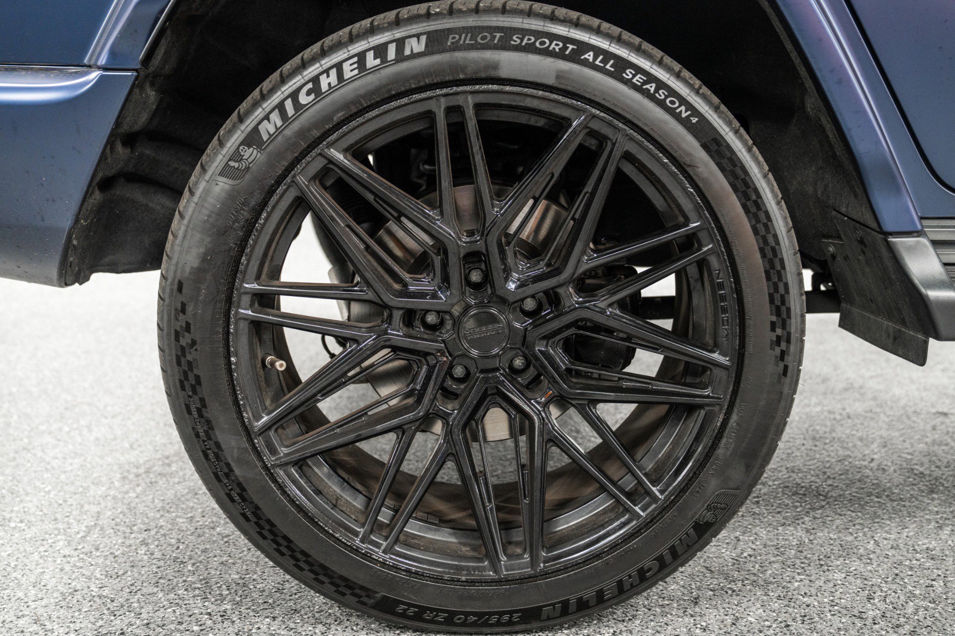 Used 2025 Mercedes-Benz G 550 image 44