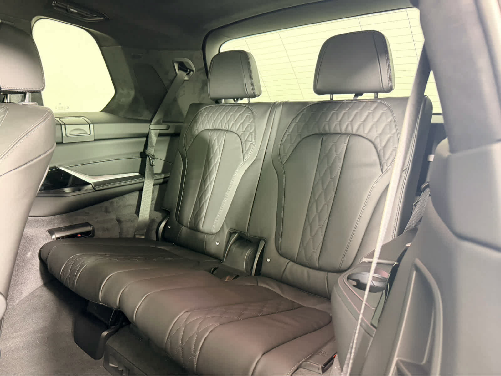 New 2026 BMW ALPINA XB7 AWD/4WD image 20