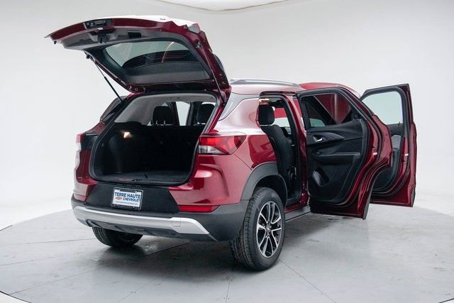 Used 2025 Chevrolet TrailBlazer LT image 21