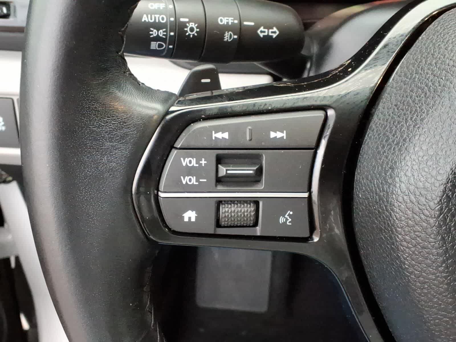 Certified 2024 Honda Pilot EX-L image 17