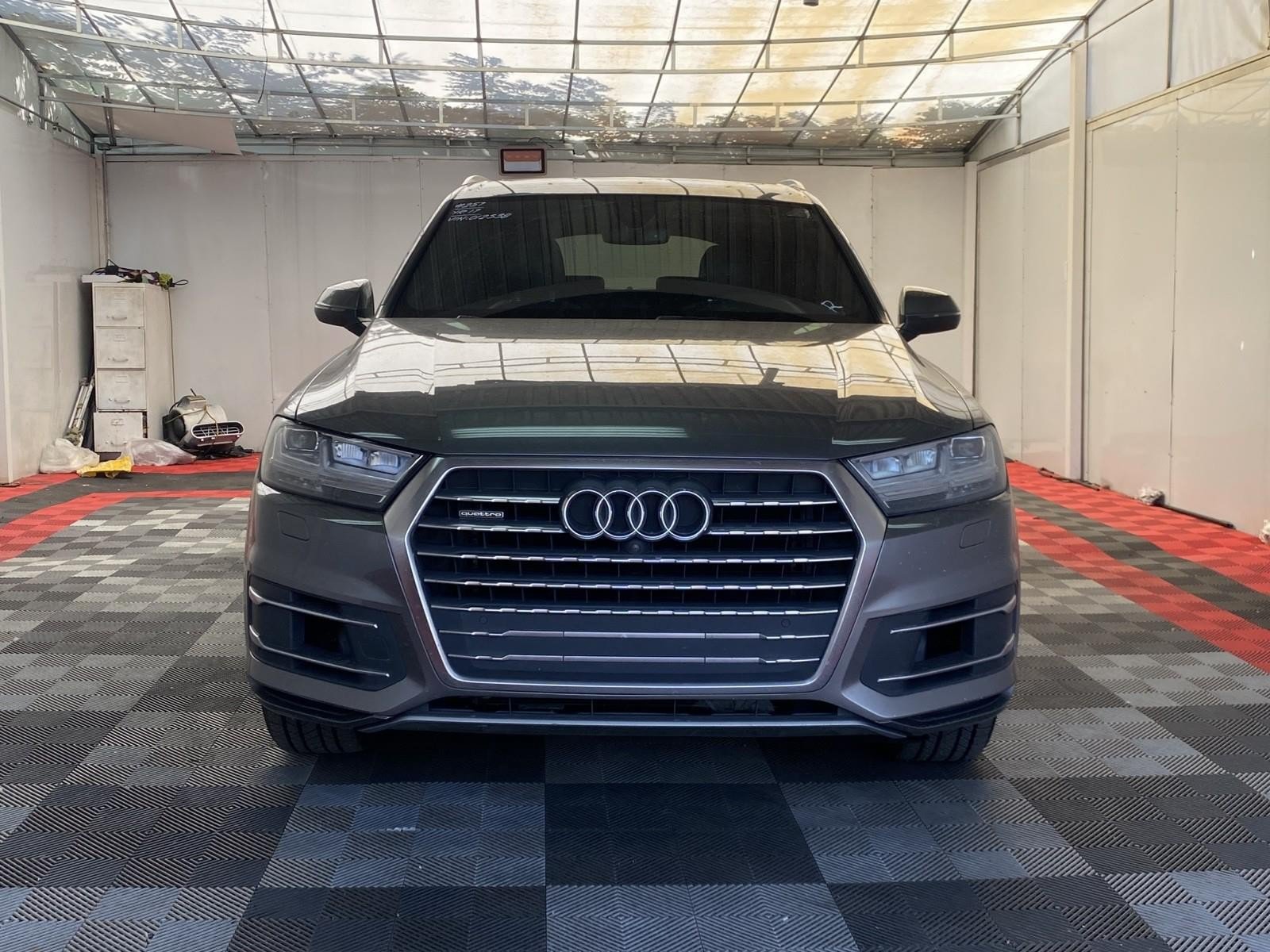 Used 2017 Audi Q7 3.0T Premium Plus w/ Premium Plus Package AWD/4WD image 3