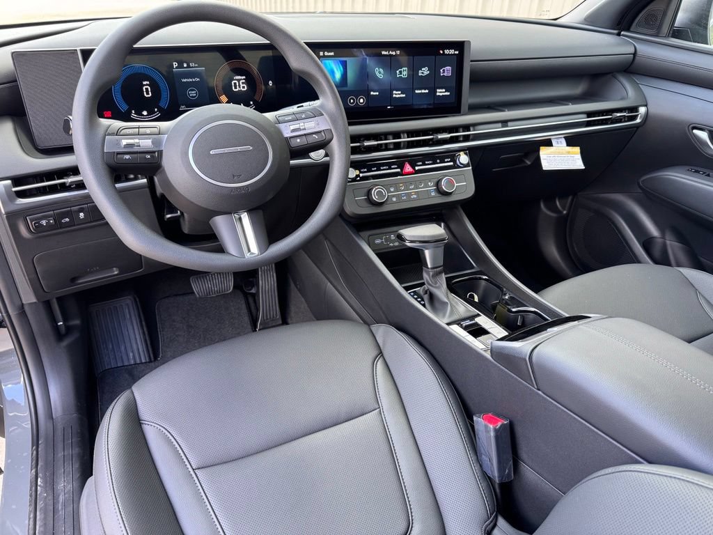 New 2027 Hyundai Santa Cruz SE FWD image 2