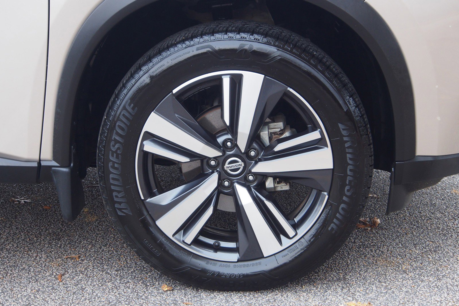 Used 2021 Nissan Rogue SL w/ Premium Package image 9