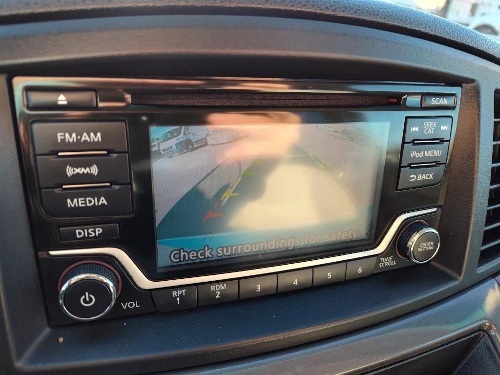 Used 2016 Nissan Quest SV image 45