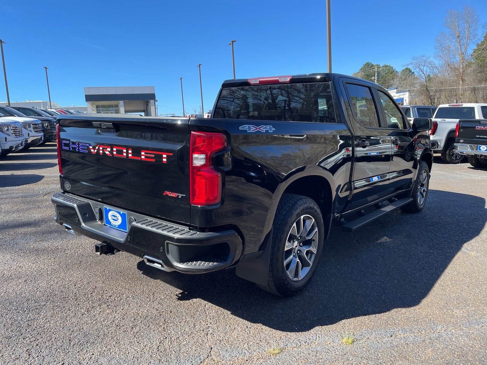 Used 2022 Chevrolet Silverado 1500 RST w/ Safety Package image 5