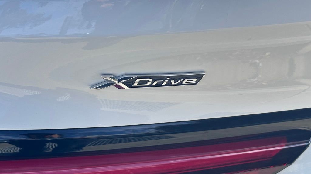 Used 2025 BMW X3 xDrive30i w/ Premium Package image 6