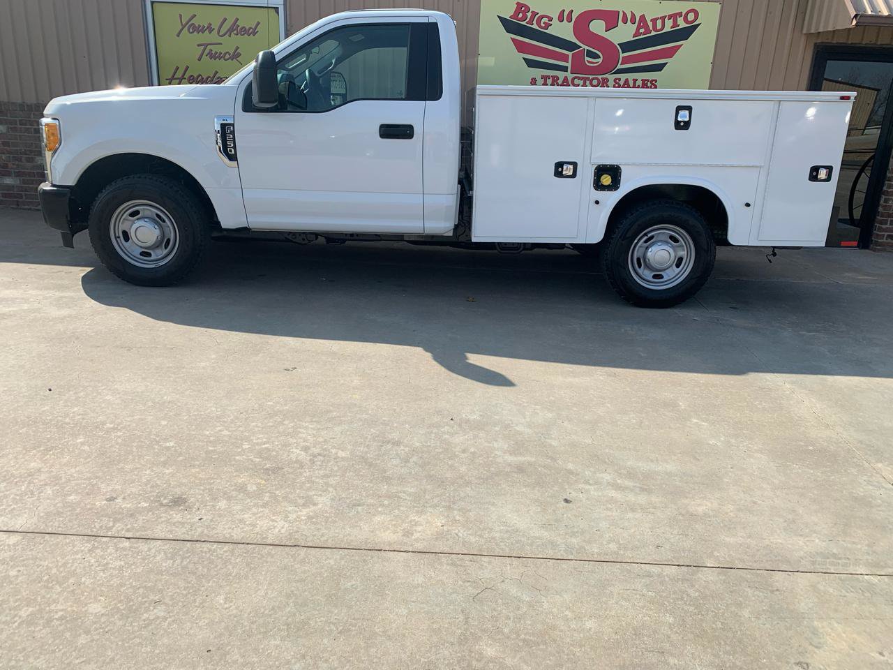Used 2017 Ford F250 XL RWD image 5