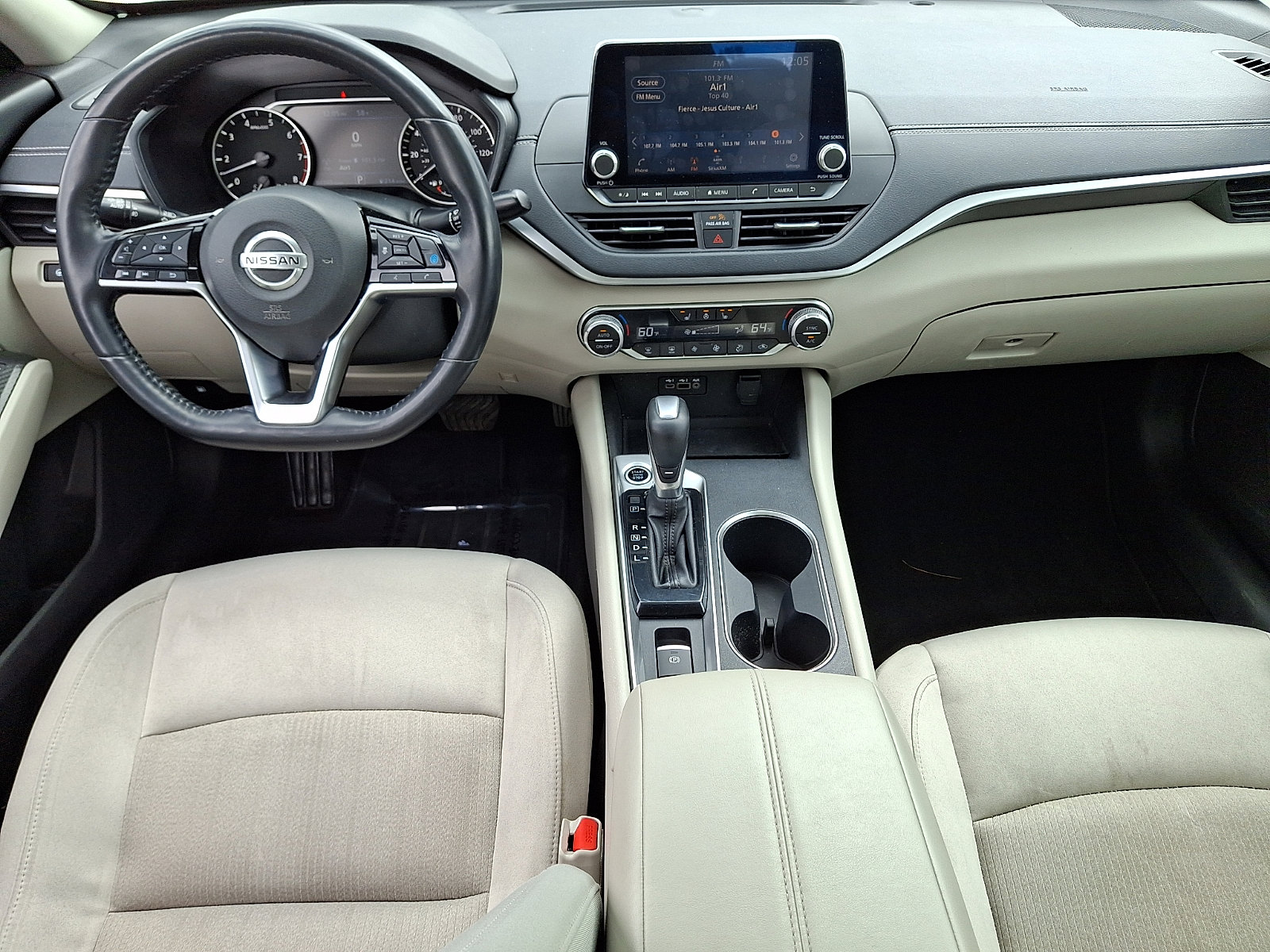 Used 2019 Nissan Altima 2.5 SV FWD image 15