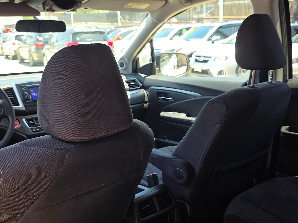 Used 2018 Honda Pilot LX image 25