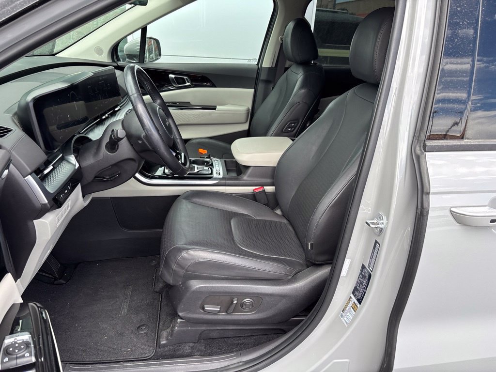 Certified 2024 Kia Carnival SX Prestige FWD image 13