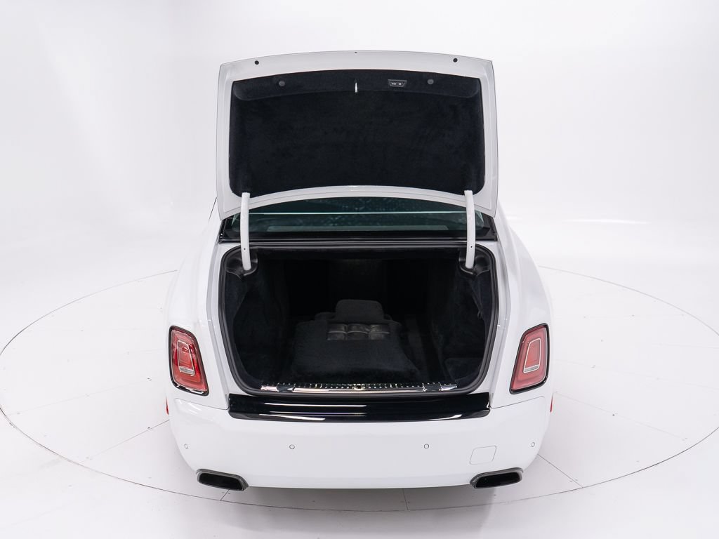 Certified 2023 Rolls-Royce Phantom Sedan RWD image 53