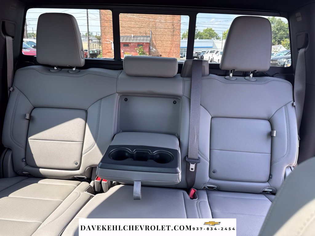 Used 2022 Chevrolet Silverado 1500 LTZ w/ LTZ Premium Package AWD/4WD image 22