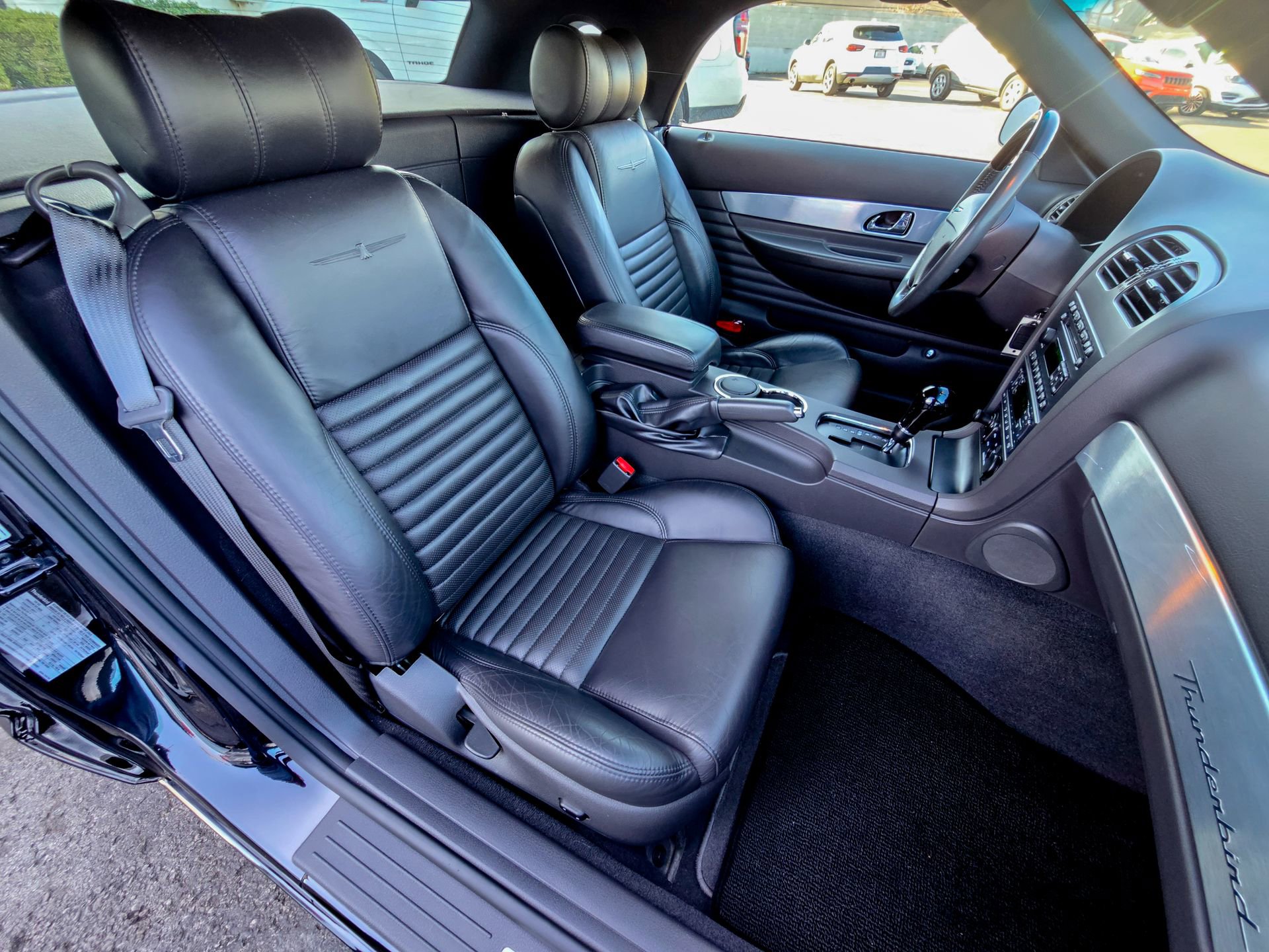 Used 2002 Ford Thunderbird image 30