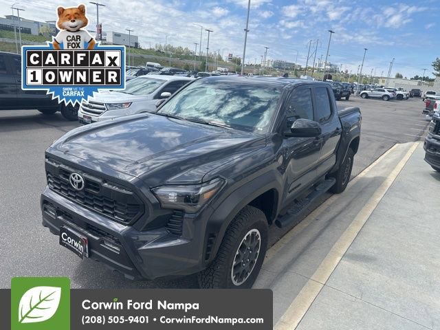 Used 2025 Toyota Tacoma TRD Off-Road AWD/4WD image 3